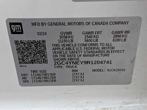 Used 2024 Chevrolet Silverado 2500 LT image 12