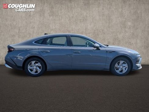 New 2026 Hyundai Sonata SE FWD image 9