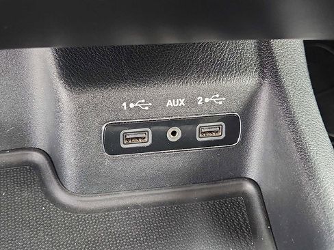 Used 2018 Dodge Durango GT AWD/4WD image 24