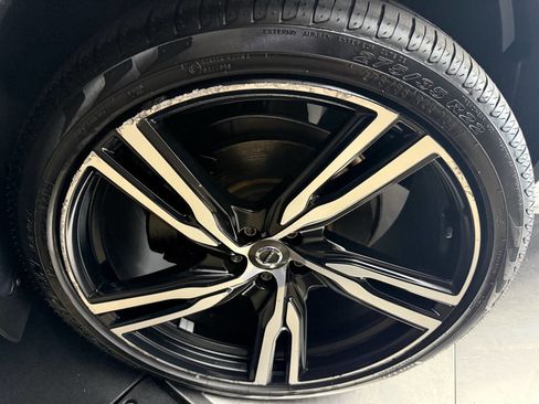 Used 2016 Volvo XC90 T6 R-Design w/ Vision Package image 31