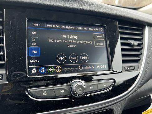 Used 2022 Buick Encore Preferred w/ Safety Package image 11