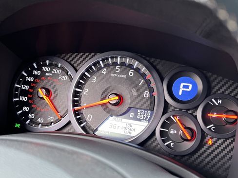 Used 2024 Nissan GT-R T-spec w/ T-Spec Takumi Edition image 24