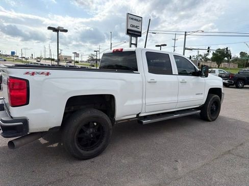 Used 2016 Chevrolet Silverado 2500 LT w/ LT Convenience Package AWD/4WD image 17