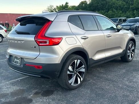 Used 2023 Volvo XC40 B5 Ultimate w/ Climate Package AWD/4WD image 5