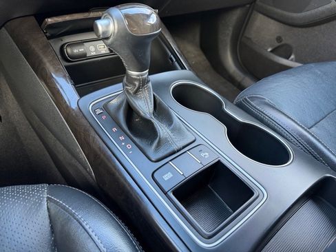 Used 2018 Kia Sorento EX image 24