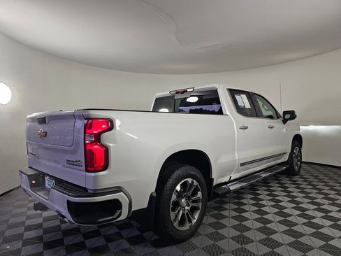 Used 2025 Chevrolet Silverado 1500 High Country w/ Technology Package image 7