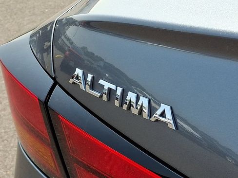 Used 2021 Nissan Altima 2.5 SR w/ SR Premium Package FWD image 31