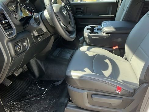 New 2026 RAM 4500 Tradesman w/ Chrome Appearance Group image 17