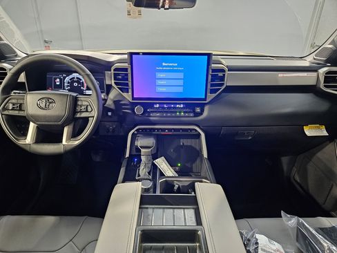 New 2026 Toyota Tundra Limited AWD/4WD image 9