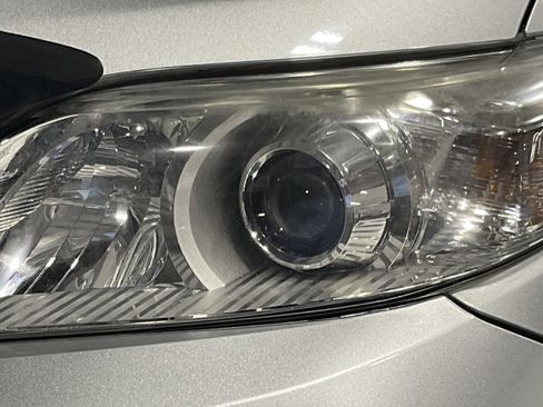 Used 2019 Toyota Sienna XLE w/ XLE Navigation Package AWD/4WD image 9