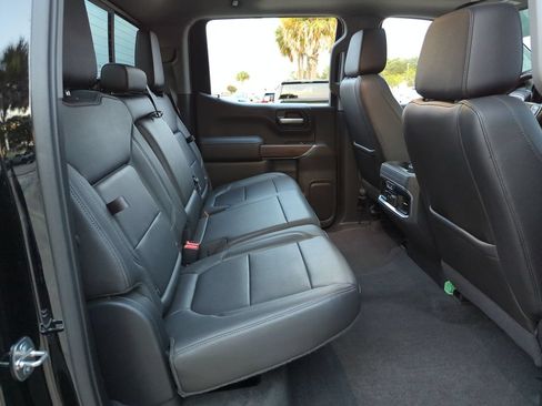 Used 2020 GMC Sierra 1500 SLT w/ SLT Premium Package AWD/4WD image 25