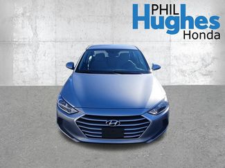 Used 2017 Hyundai Elantra SE video 2