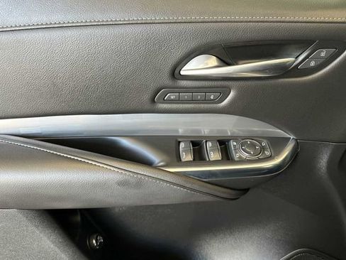 Certified 2024 Cadillac XT4 Premium Luxury image 11