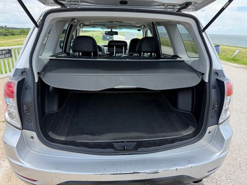 Used 2009 Subaru Forester 2.5X Limited AWD/4WD image 19