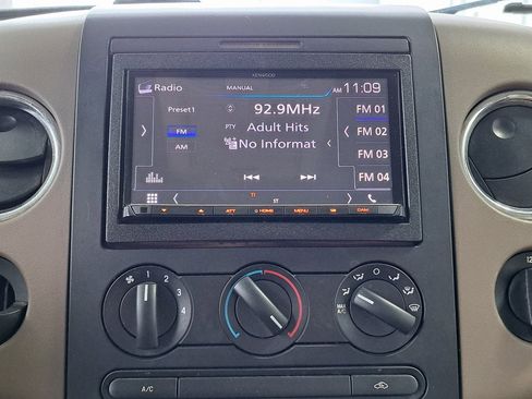 Used 2005 Ford F150 XLT image 15