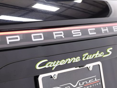 Used 2021 Porsche Cayenne Turbo S AWD/4WD image 78