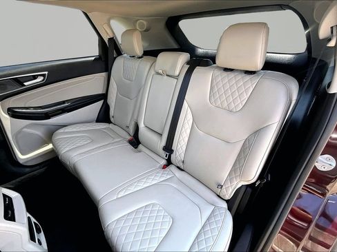Certified 2024 Ford Edge Titanium AWD/4WD image 26