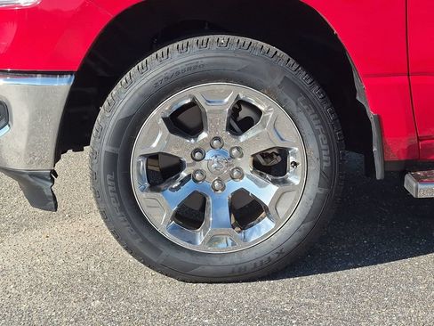 Used 2022 RAM 1500 Big Horn AWD/4WD image 12