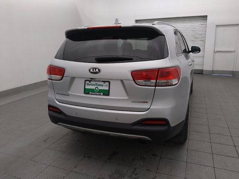 Used 2018 Kia Sorento EX FWD image 7