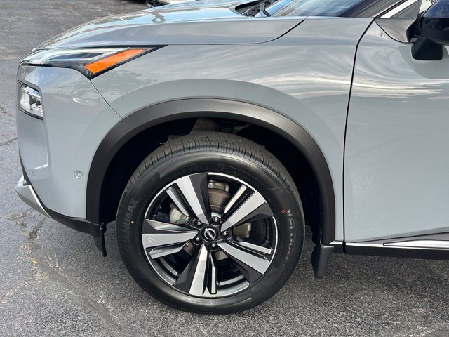 Certified 2023 Nissan Rogue Platinum w/ Platinum Premium Package AWD/4WD image 7