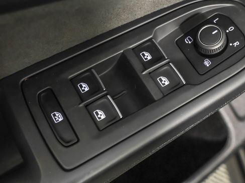 Used 2024 Volkswagen GTI S image 32