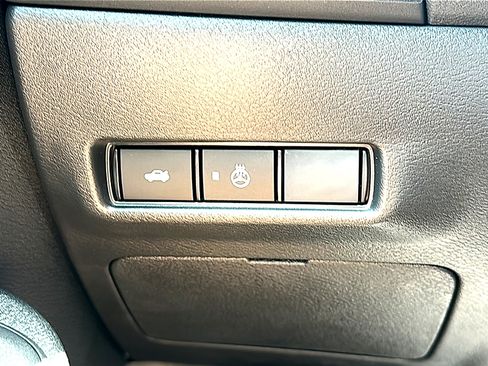 New 2026 Nissan Sentra SV w/ SV Convenience Package FWD image 26