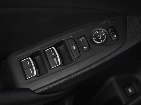 Used 2019 Honda Accord Sport image 19