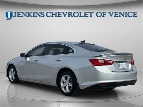 Used 2020 Chevrolet Malibu LS image 4