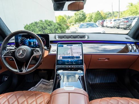 Used 2022 Mercedes-Benz S 580 4MATIC Sedan w/ Warmth & Comfort Package image 18