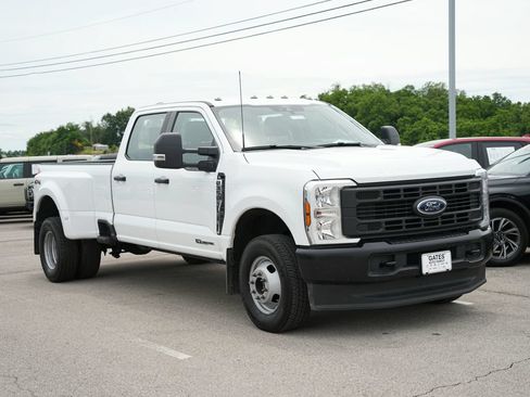 Used 2026 Ford F350 XL AWD/4WD image 2