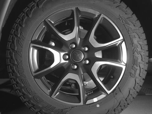 Used 2025 Jeep Compass Trailhawk image 14