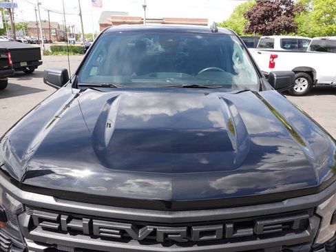 Used 2023 Chevrolet Silverado 1500 Custom w/ LPO, Dark Essentials Package AWD/4WD image 6