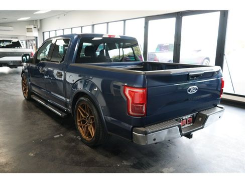 Used 2017 Ford F150 Lariat RWD image 5