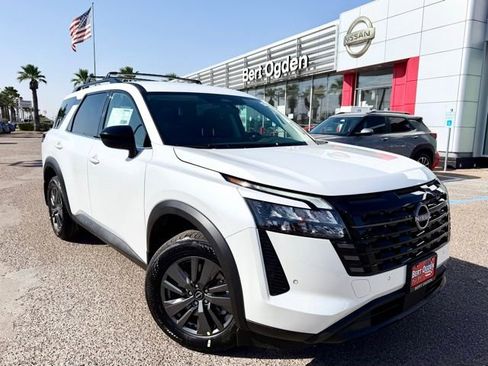 New 2026 Nissan Pathfinder SV image 1