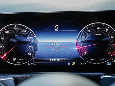 Certified 2024 Mercedes-Benz GLB 250 image 22