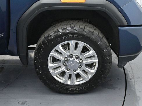 Used 2020 GMC Sierra 3500 Denali w/ Denali Ultimate Package image 34