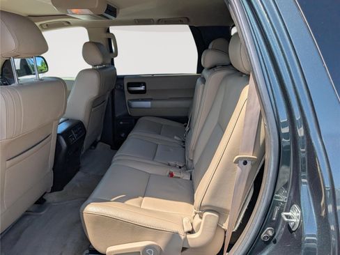 Used 2008 Toyota Sequoia Limited RWD image 15