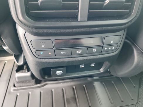 Used 2026 Honda Passport TrailSport Elite image 13