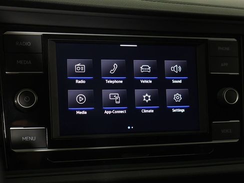 Used 2024 Volkswagen Jetta SE FWD image 43