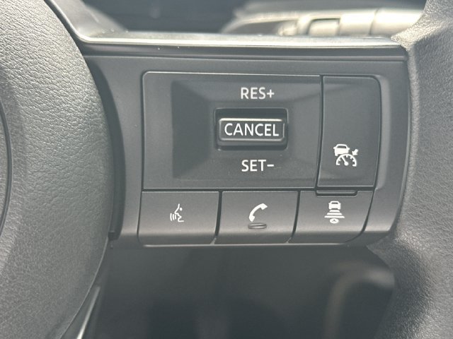 Used 2025 Nissan Kicks S FWD image 21