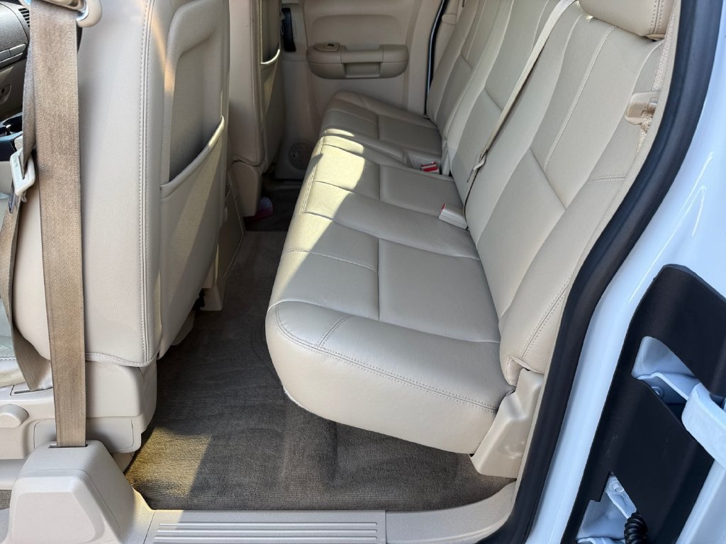 Used 2013 Chevrolet Silverado 1500 LT w/ All-Star Edition AWD/4WD image 11
