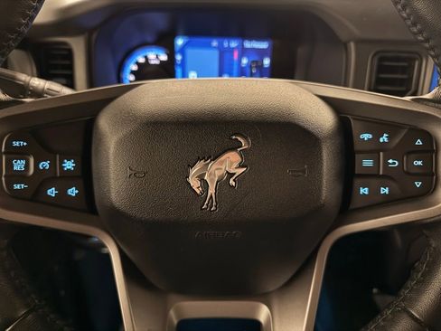 Used 2024 Ford Bronco Black Diamond image 18