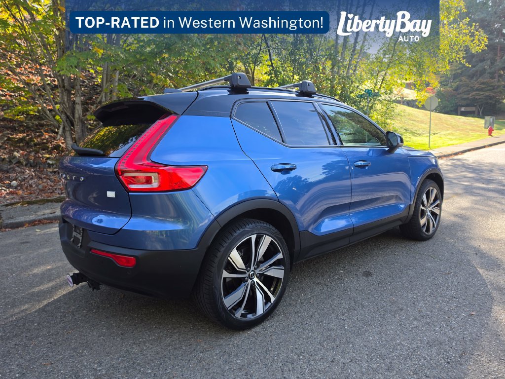 Used 2021 Volvo XC40 P8 Recharge w/ Advanced Package AWD/4WD image 5