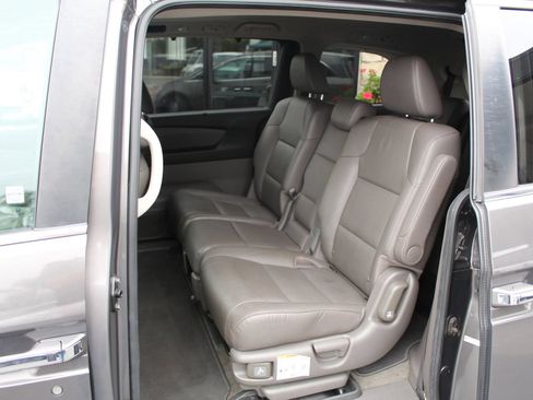Used 2015 Honda Odyssey EX-L image 13