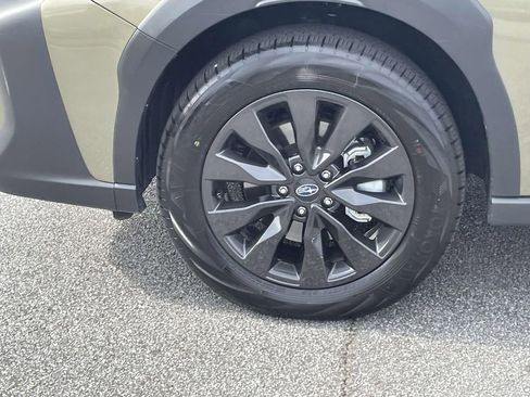 Certified 2025 Subaru Outback Onyx Edition XT w/ Tech Package 2 image 9