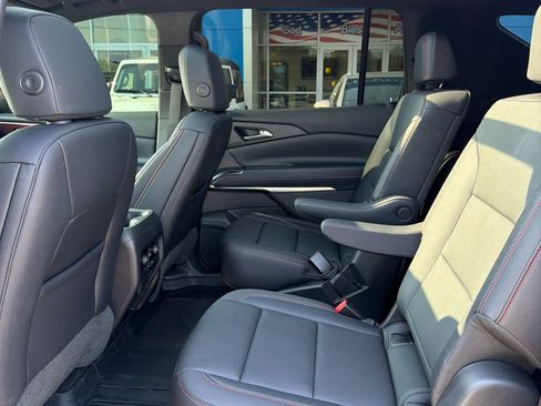 Used 2026 Chevrolet Traverse Z71 w/ Driver Confidence Package AWD/4WD image 14