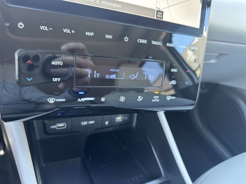 Used 2024 Hyundai Tucson SEL w/ Convenience Package FWD image 19