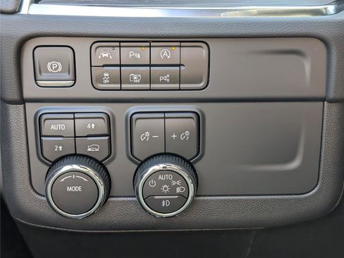 New 2025 Chevrolet Tahoe Premier image 21