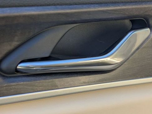 New 2025 Jeep Grand Cherokee Limited w/ Luxury Tech Group II image 31