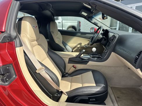 Used 2013 Chevrolet Corvette Grand Sport w/ 2LT Preferred Equipment Group image 22